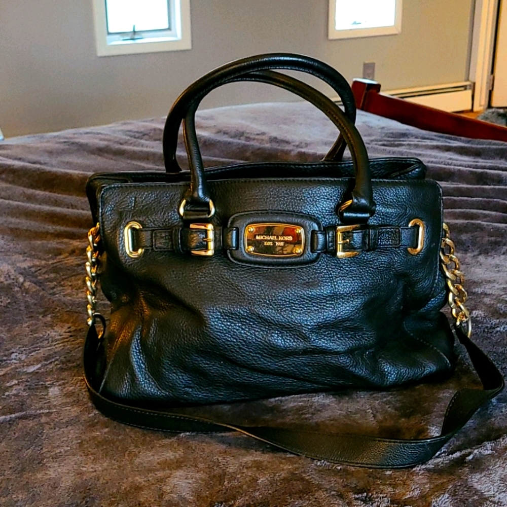 Michael Kors Satchel *mint* condition